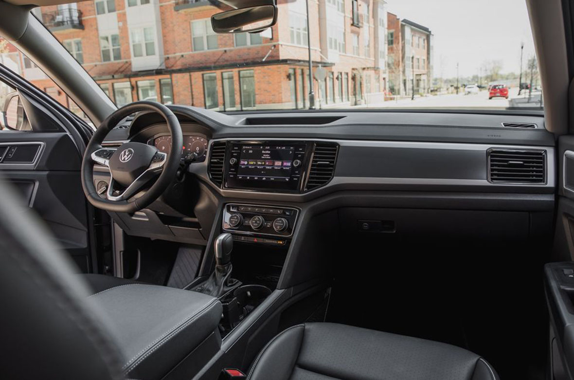 2021-volkswagen-atlas-v6-sel-r-line-423-hdr-1589573482.jpg