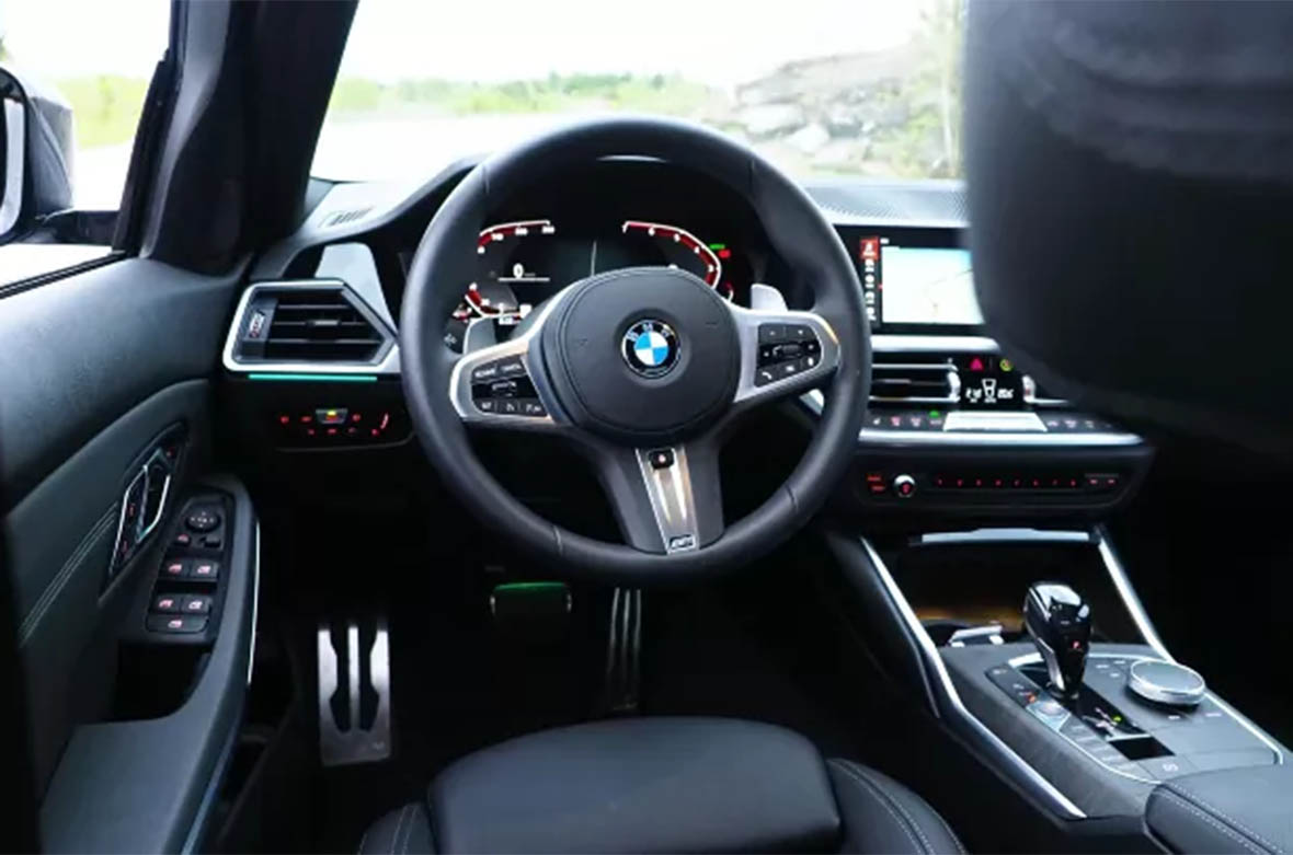 2020-bmw-330i-xdrive-review-3.jpg